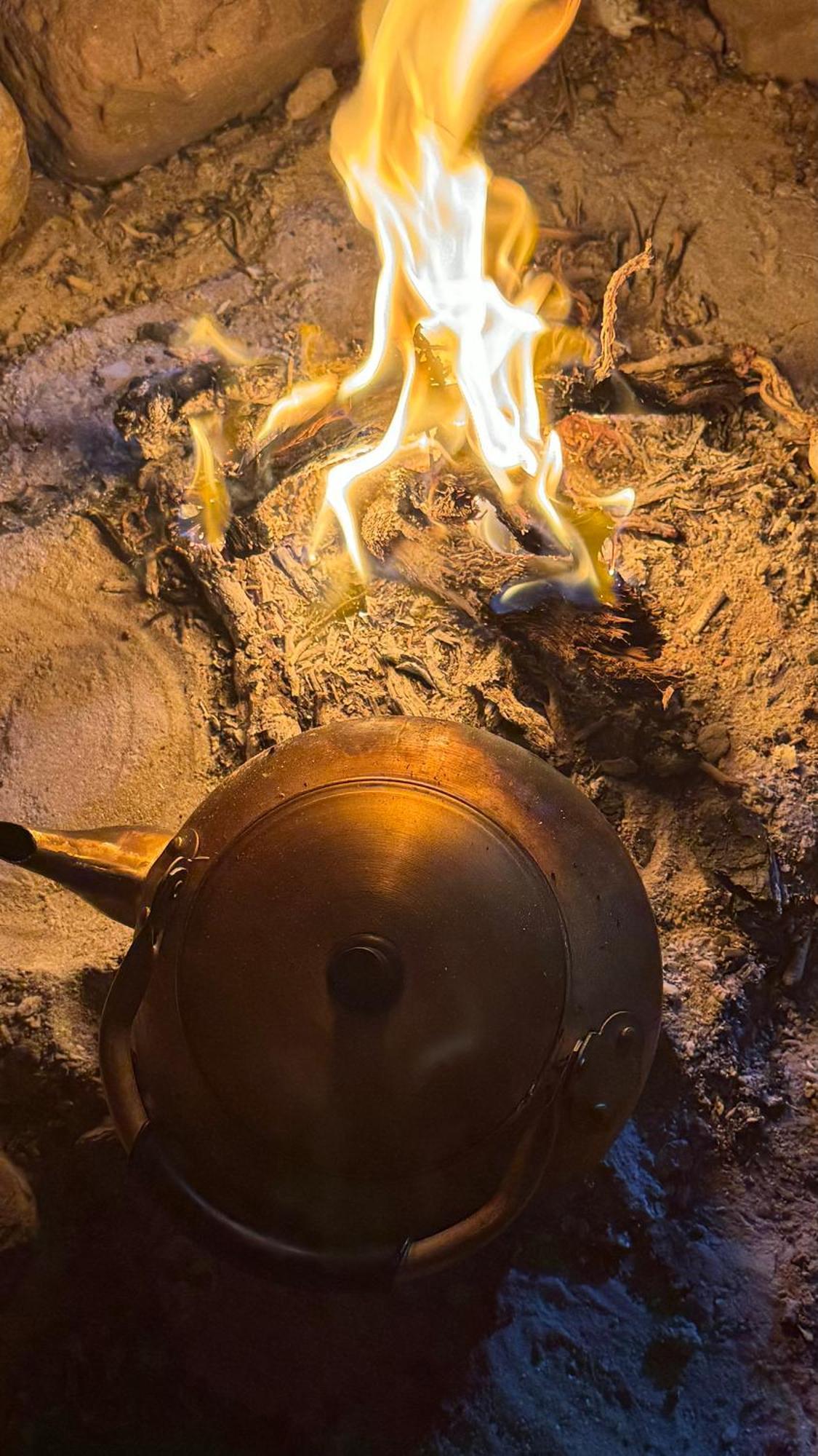 Wadi Rum Anwar Luxury Camp Ngoại thất bức ảnh