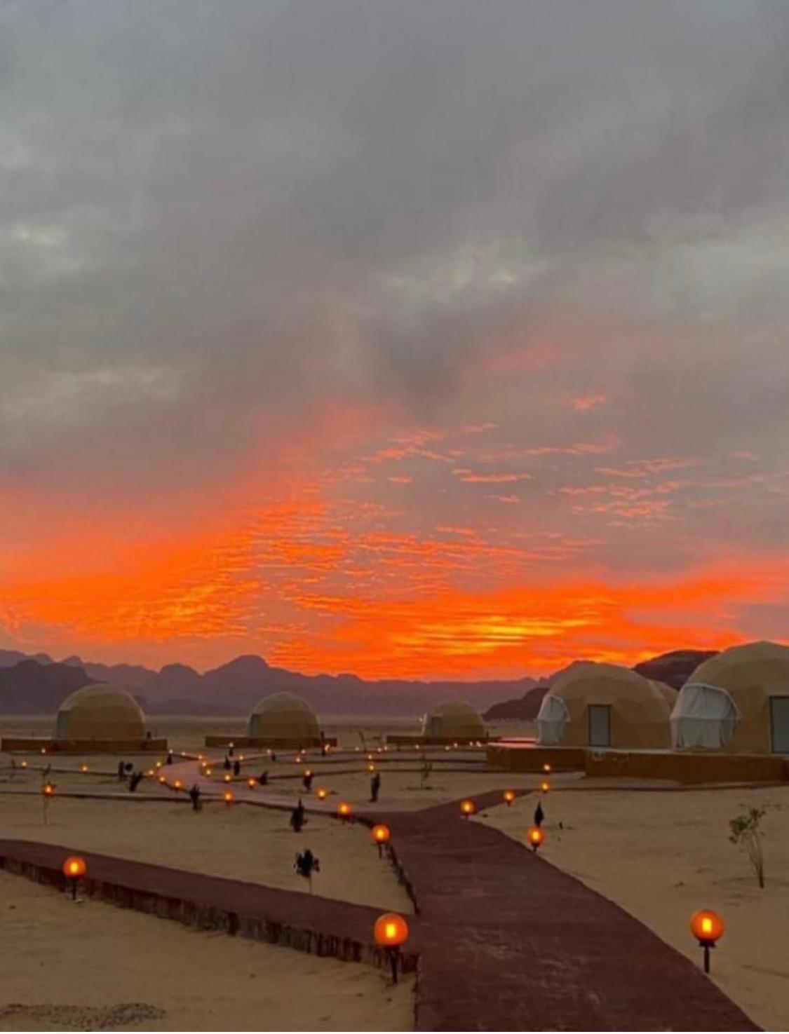 Wadi Rum Anwar Luxury Camp Ngoại thất bức ảnh