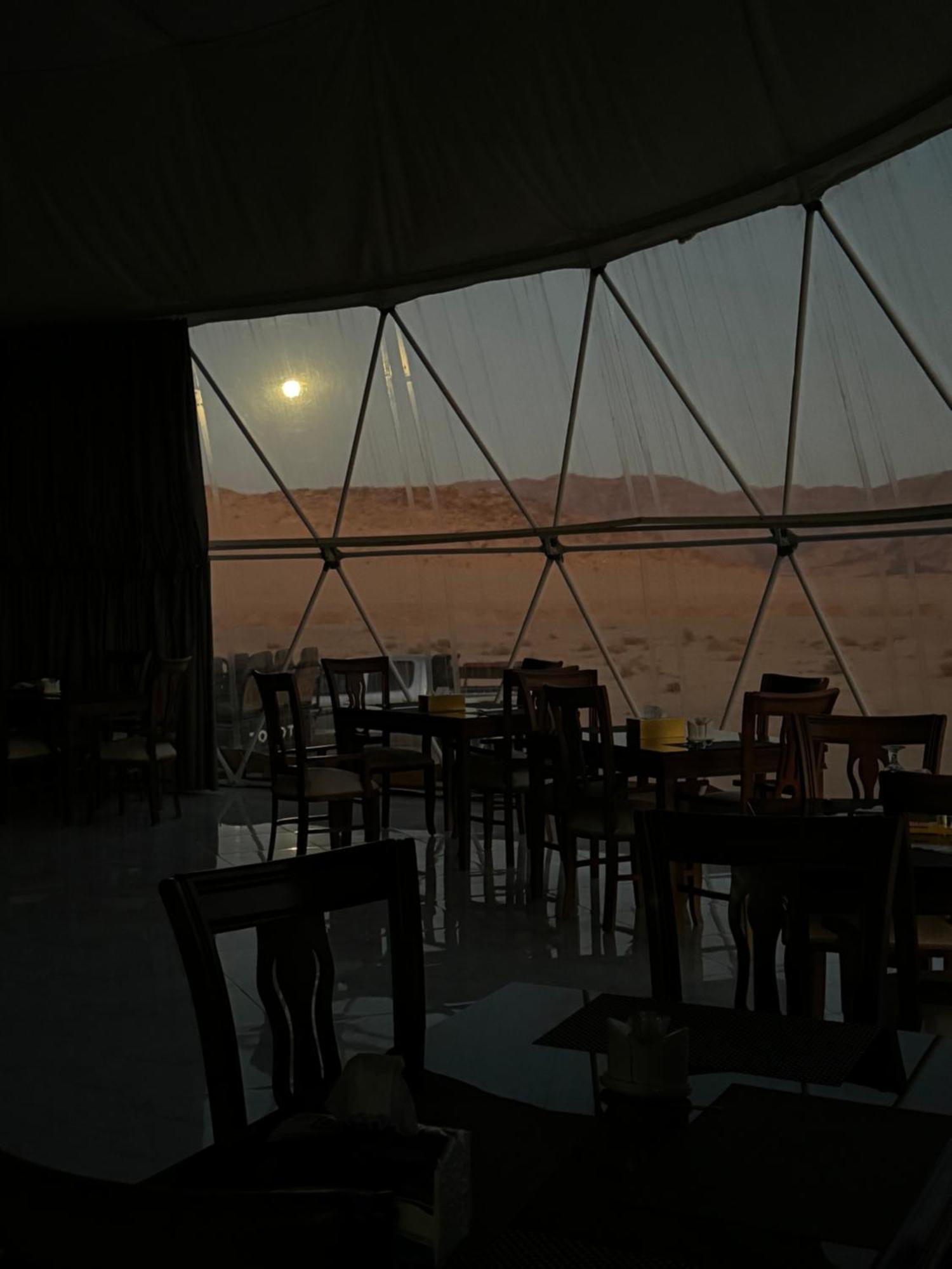 Wadi Rum Anwar Luxury Camp Ngoại thất bức ảnh