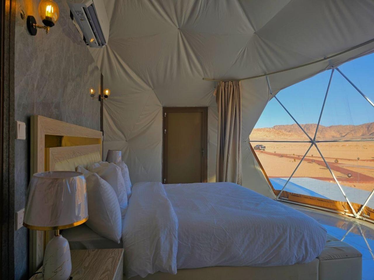 Wadi Rum Anwar Luxury Camp Ngoại thất bức ảnh